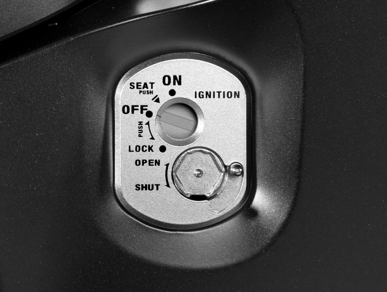 Ổ khóa đa năng 4 trong 1